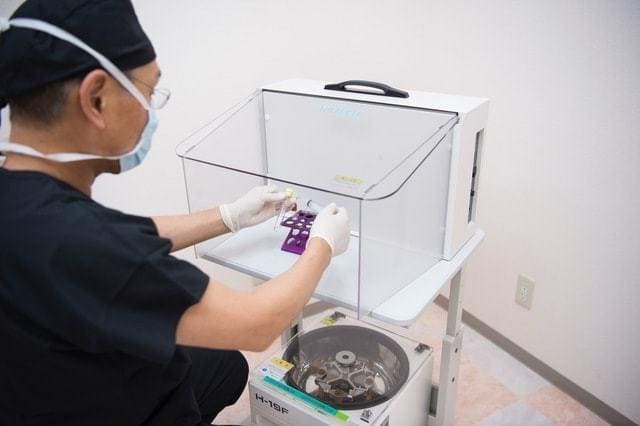 血小板成分採取の様子
